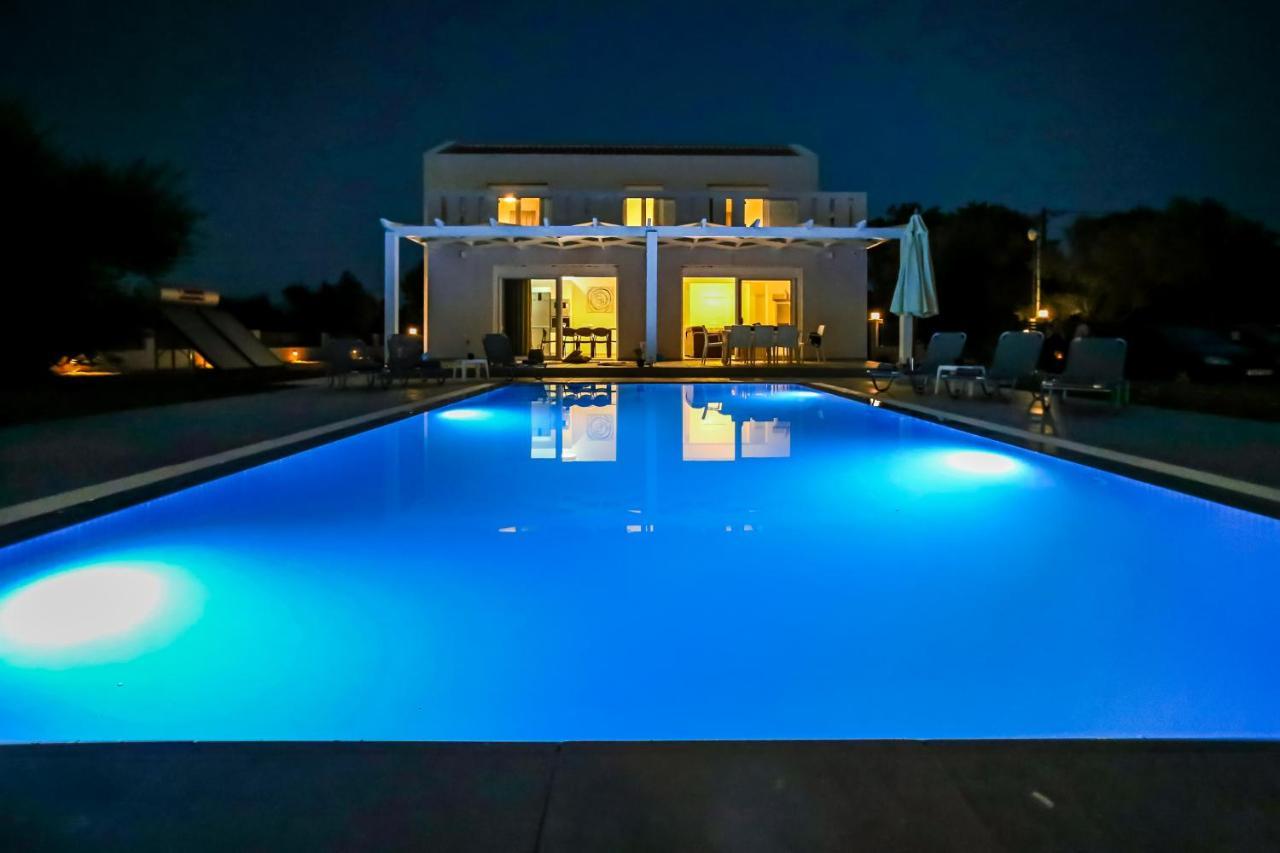 Villa Boviana With Private Swimming Pool Agios Sostis  外观 照片